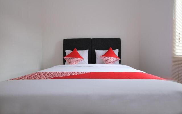 OYO 2551 Mango Residence