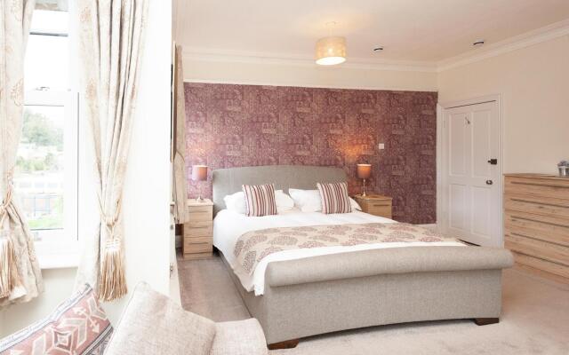 The Ravenswood B&B
