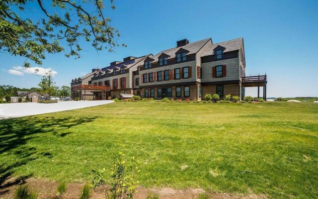 Weekapaug Inn
