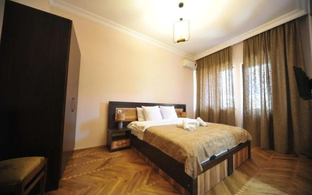 Гостевой Дом Batumi Globus