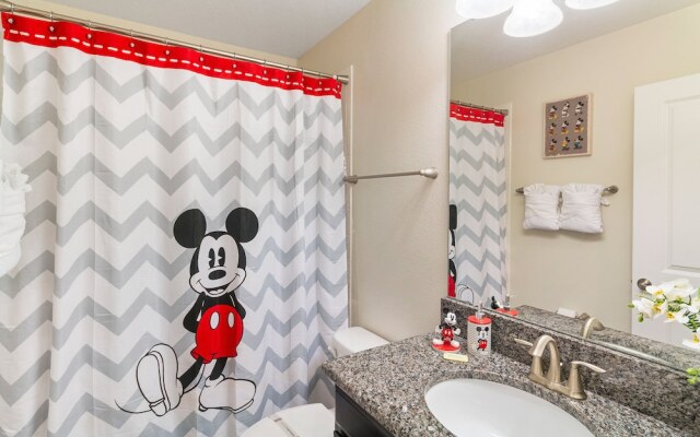 Champions Retreat by VillaDirect