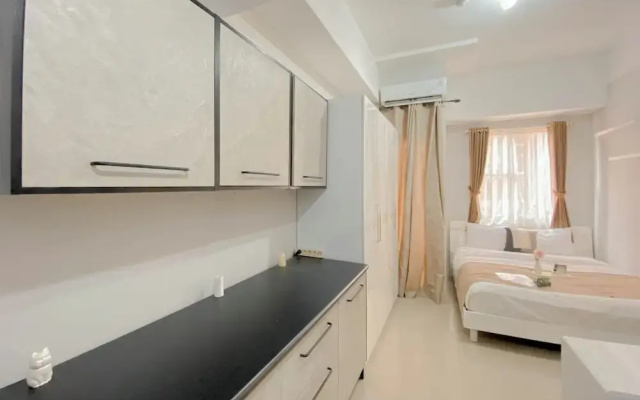 Good And Warm Studio Transpark Juanda Bekasi Timur Apartment
