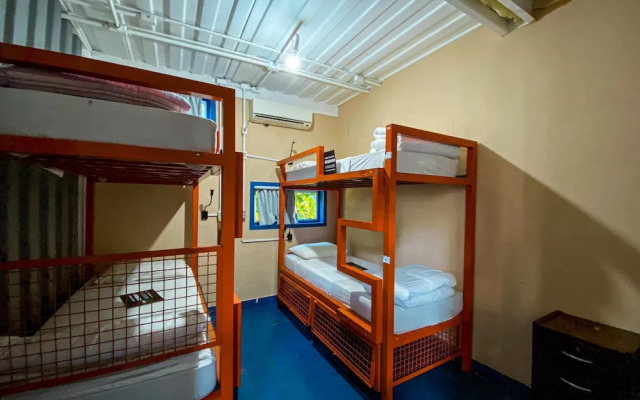 Tetris Container Hostel