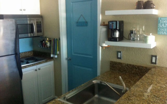 Club Bamboo South - Bradenton Beach