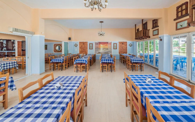 Sintrivanis Hotel