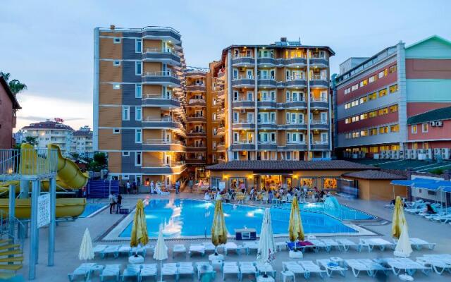 Clover Magic Park Beach Alanya