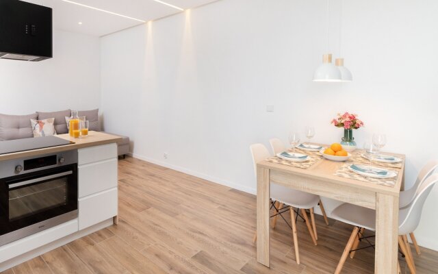 Apartment Park de Gaulle'a by Renters