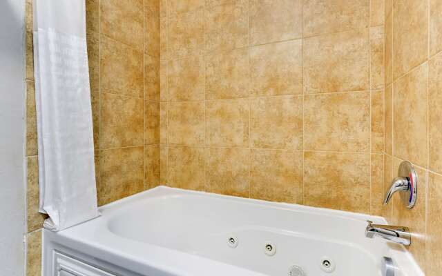 Best Western Plus University Inn & Suites