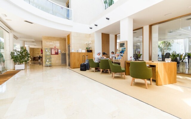 Eix Alzinar Mar Aparthotel