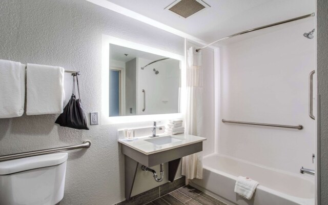 Ramada Franklin Cool Springs