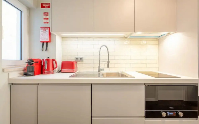 Bairro Alto Prime Studio II by Homing