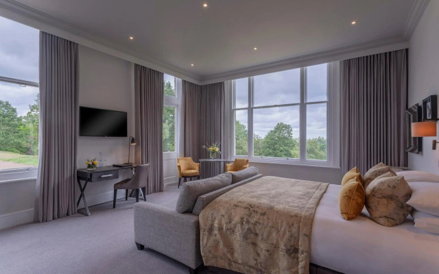 Oatlands Park Hotel