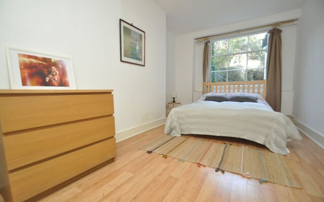 Large Garden Flat in the Heart of Islington