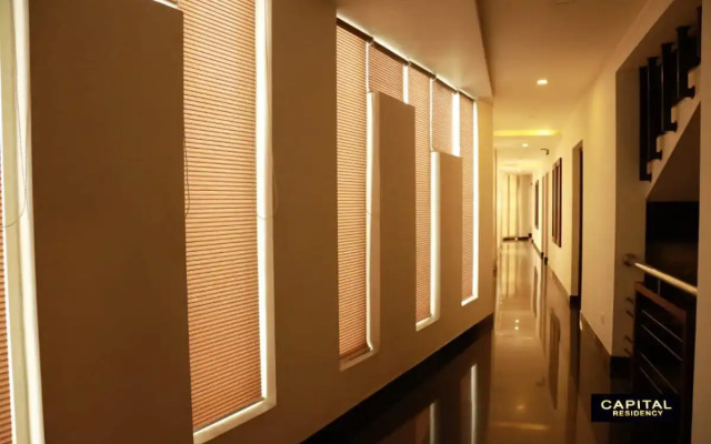 OYO 9679 Hotel Capital Residency