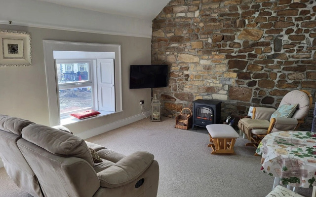 Charming 2-bed Apartment in Donegal Town Centre
