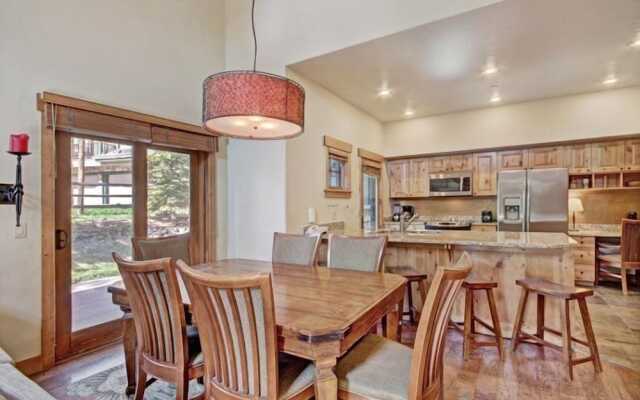 Mountain Thunder Lodge 3 Bedroom Vacation Rental in Breckenridge With Access to a Hot Tub Just Two Blocks From Main Street