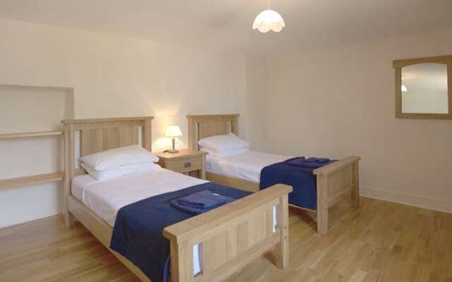 Domaine De Cantalauze