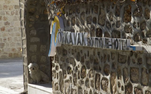 Ozkavak Hotel Kaleici