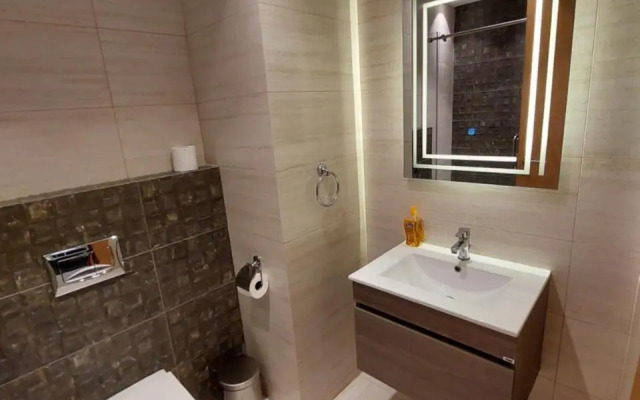 Luxury Studio - Damac Tower Amman