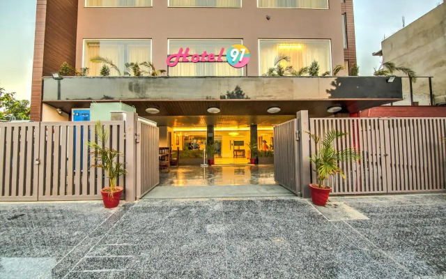 Hotel 91 Huda