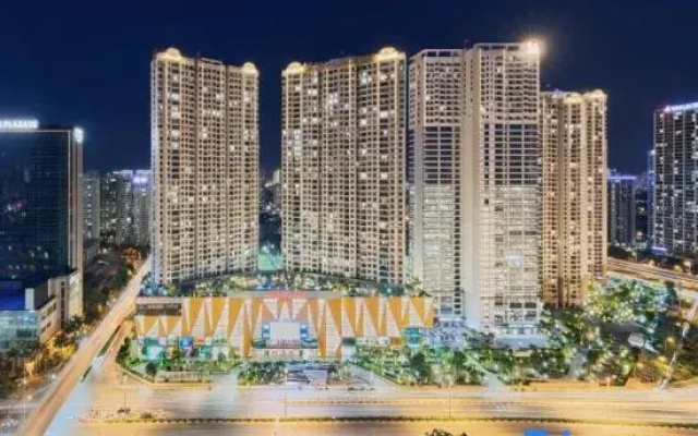 Hazel Housing - Vinhomes D'Capitale Apartment I Hanoi Centre