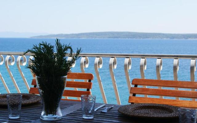 Apartmani Braco Caratan