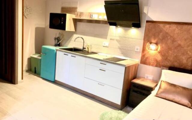 Allium Apartment