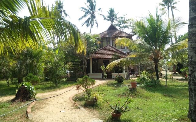 Pozhiyoram Beach Resort