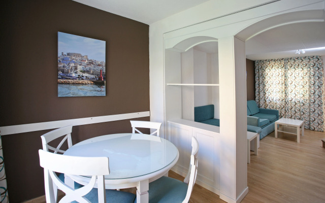 Apartamentos Turísticos Jardines del Plaza