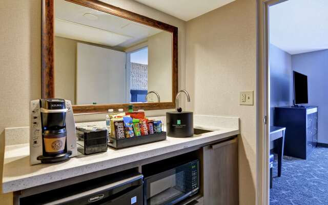 Embassy Suites by Hilton Minneapolis Airport