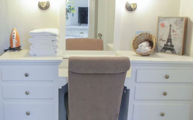 Casa Bonita Apartments