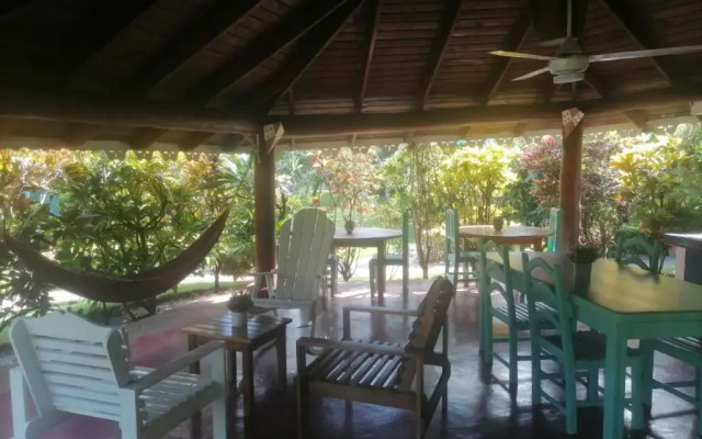 Las Palmas Residence