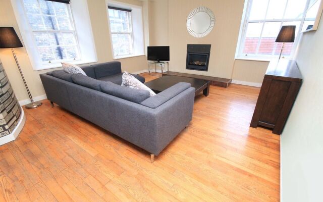 Dame Street Luxury Penthouse