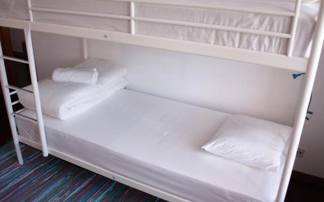 The Wave Beach & Surf Hostel