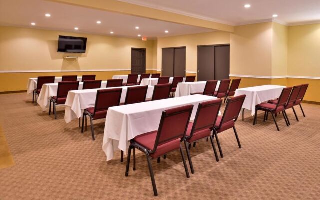 Red Lion Inn And Suites