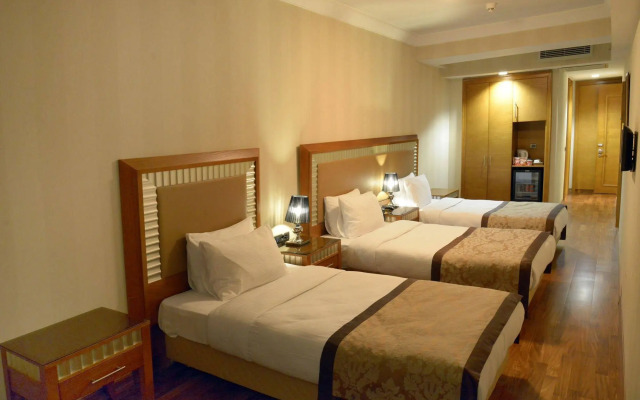 Отель Taksim Stera