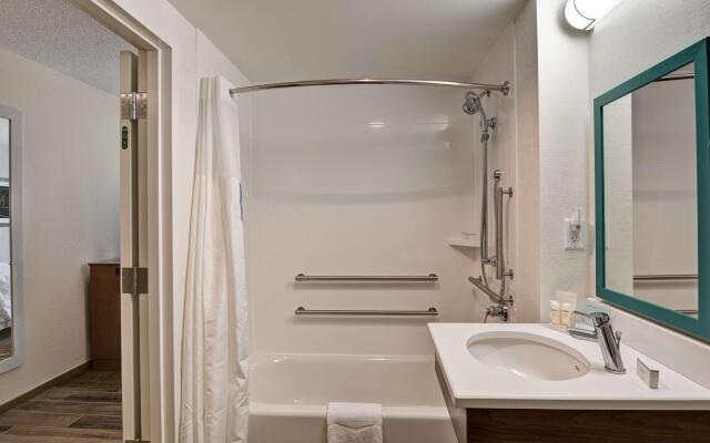 Hampton Inn Memphis-Poplar