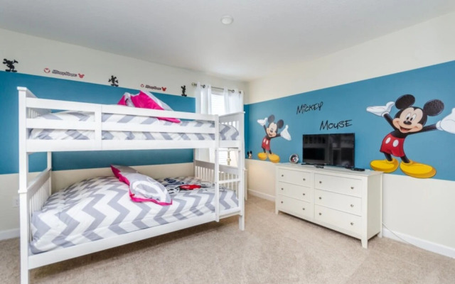 The Ultimate 9 Bedroom 5 Bathroom 9076hs