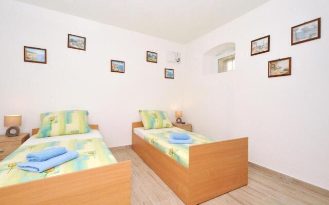 Apartment Petrovic