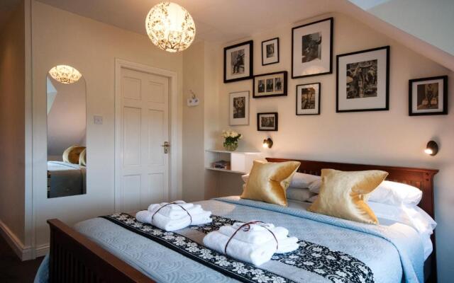 Hillside Lodge B&B
