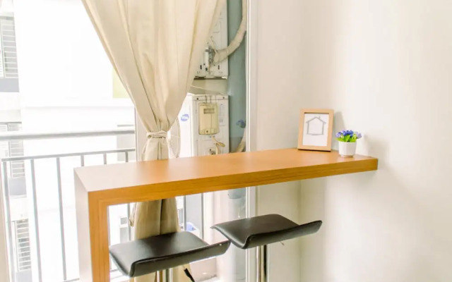 Cozy Living 2Br At Serpong Greenview Apartment