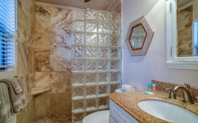 Suite Maui Paradise Condo