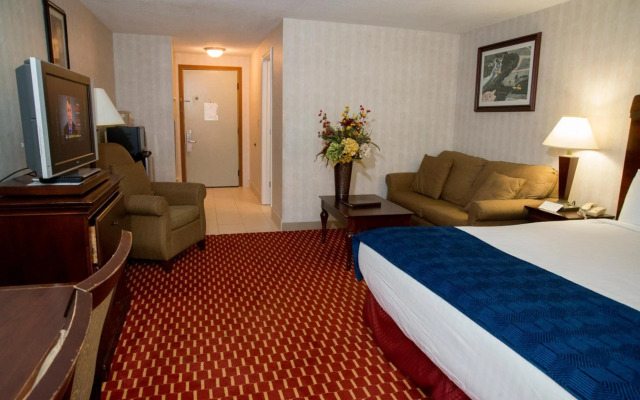 Hampton Falls Inn