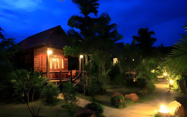 Khaothone River View Resort
