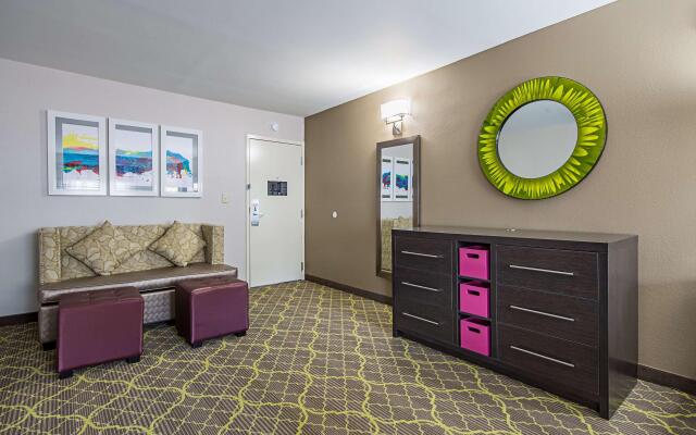 Best Western Plus Clemson Hotel & Conference Center