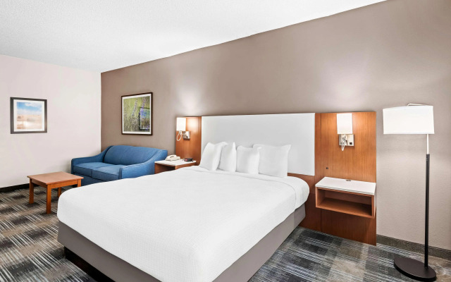 Best Western Ottumwa Inn & Suites