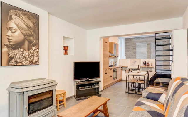 Cosy Holiday Home in Hastiere With a Terrace