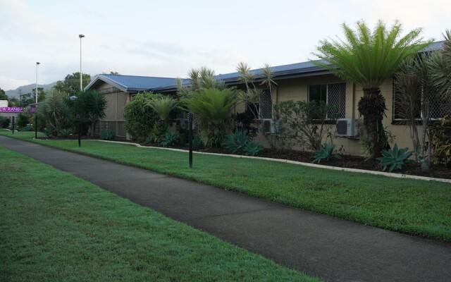YAL Cairns - A Motel that makes a difference