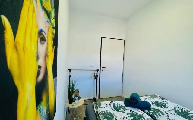 7BR Apt for 15P Near Schönbrunn