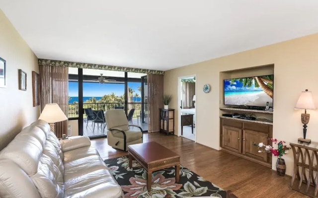 Country Club Villas #216 2 Bedroom Condo